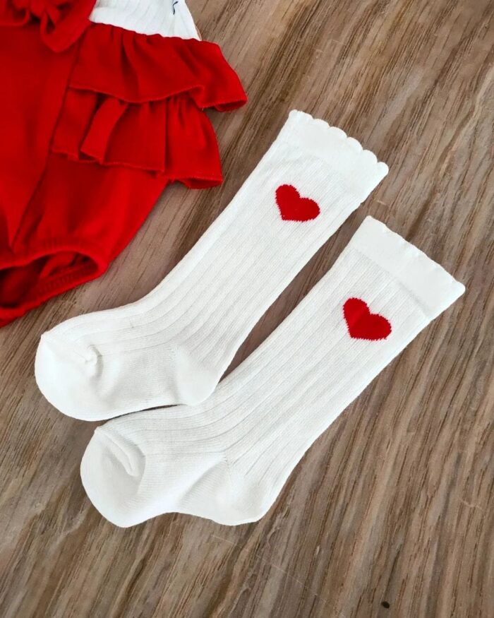 kalp temali çoraplı badi takım kod..2988...fiyat 560tl