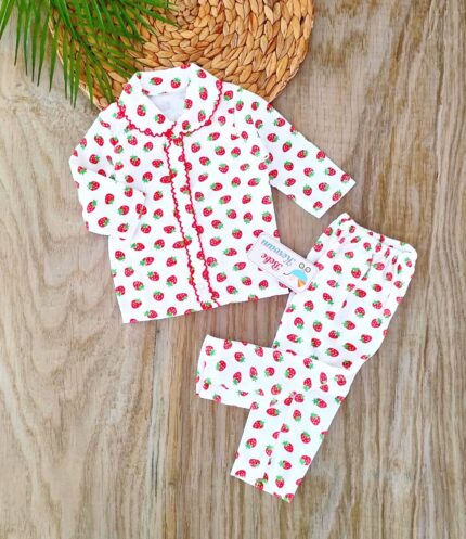 Kız Bebek Çilek Temalı %100 Pamuklu Pijama Takımı