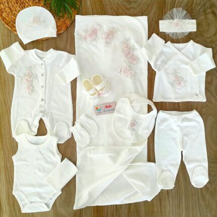 İthal Dantelli %100 Pamuklu 11 Parça Lüx Hastane Çıkışı Zıbın Takımı