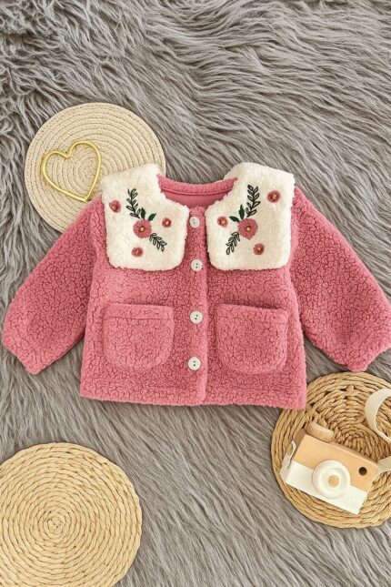 Çiçek İşlemeli Peluş Ceket